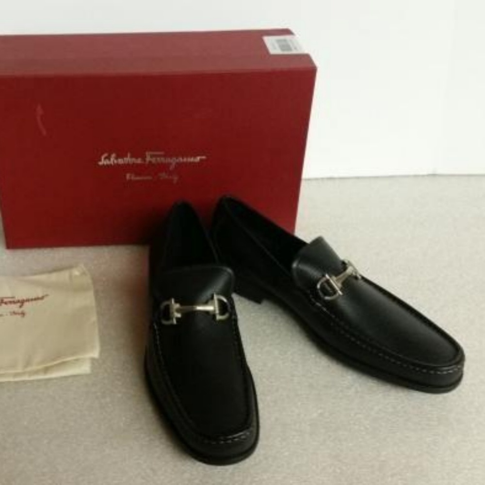Salvatore Ferragamo Magnifico Loafers